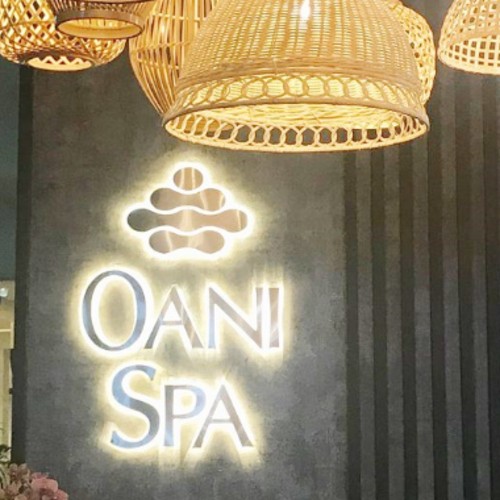 오아니 스파 - 95분 마사지 패키지 (바디 마사지 + 페이셜 + 샴푸 포함) 제공
